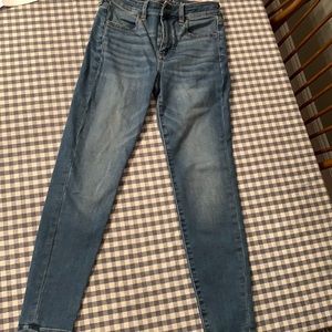 Women’s American Eagle Jeans